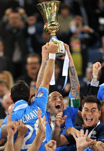 Paolo-Cannavaro-Coppa-Italia-2012